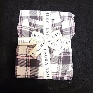 Laura Ashley PJ set XLG